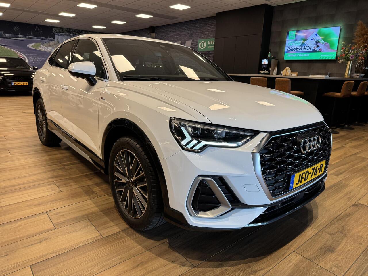 Audi Q3 Sportback 45 TFSI e S Edition PHEV|Apple carplay|Navi|Cruise|19' Velgen|