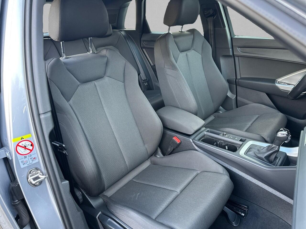 Audi Q3 35 TFSI Advanced Pro Line NAVI / DIGITAAL INSTRUMENTENPANEEL / AFN. TREKHAAK