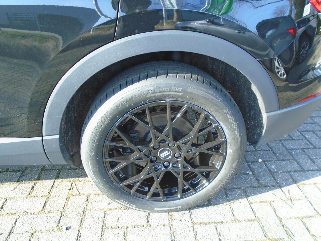 Audi Q3 45 TFSI e Advanced edition