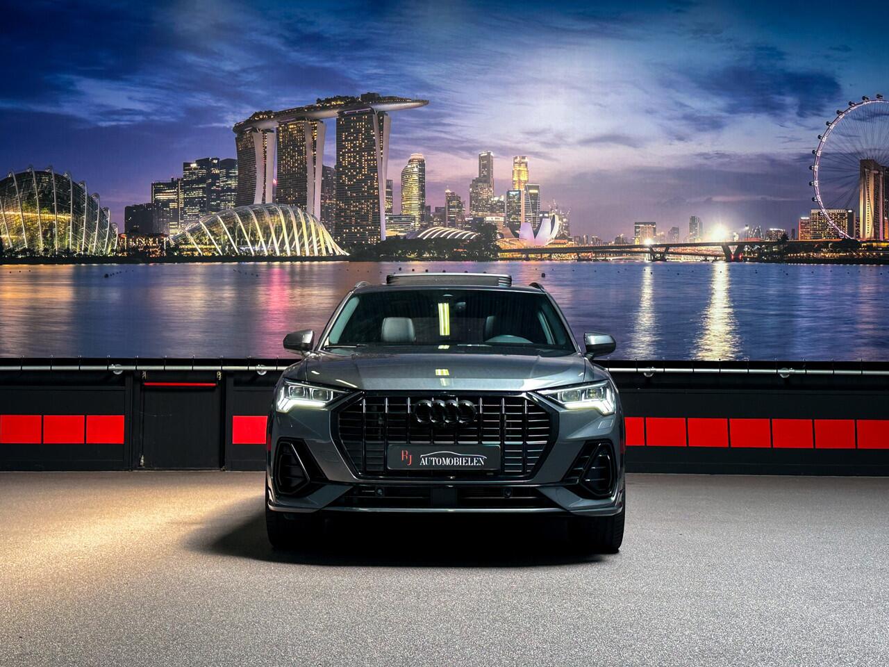 Audi Q3 35 TFSI 3xS-Line |Keyless|Sfeer|Camera|Panorama|2023