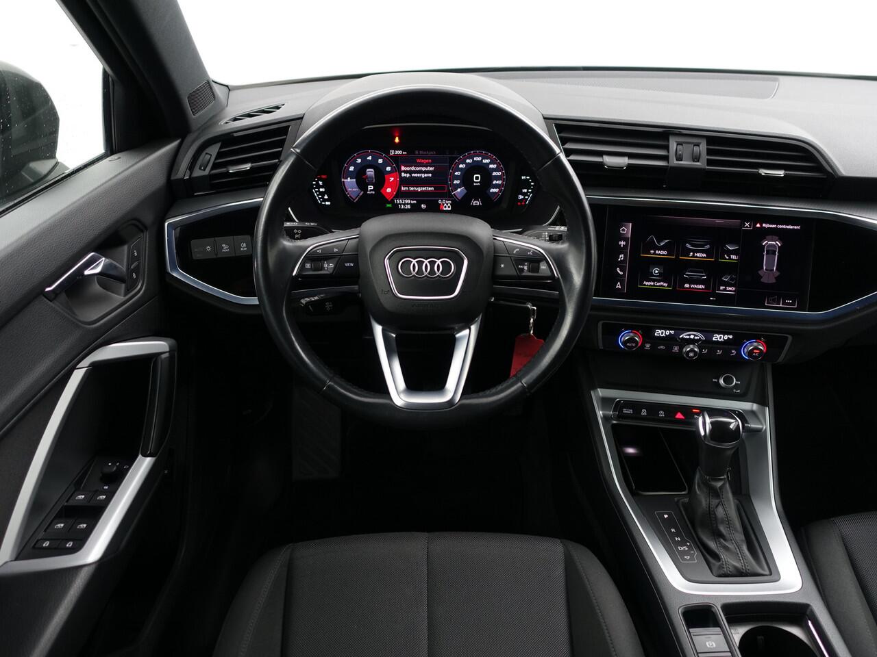 Audi Q3 Sportback 35 TFSI S Edition Aut- Xenon Led, Carplay, Android Auto, Dynamic Select, Privacy Glass, Lane Assist
