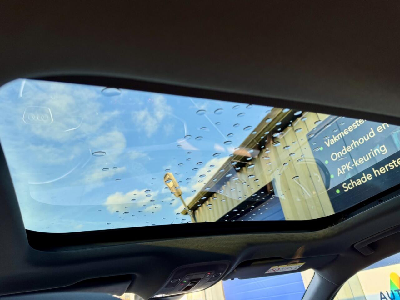 Audi Q3 45 TFSI e S-Line | Panodak | Cruise | Navi | Carplay/Android Aut