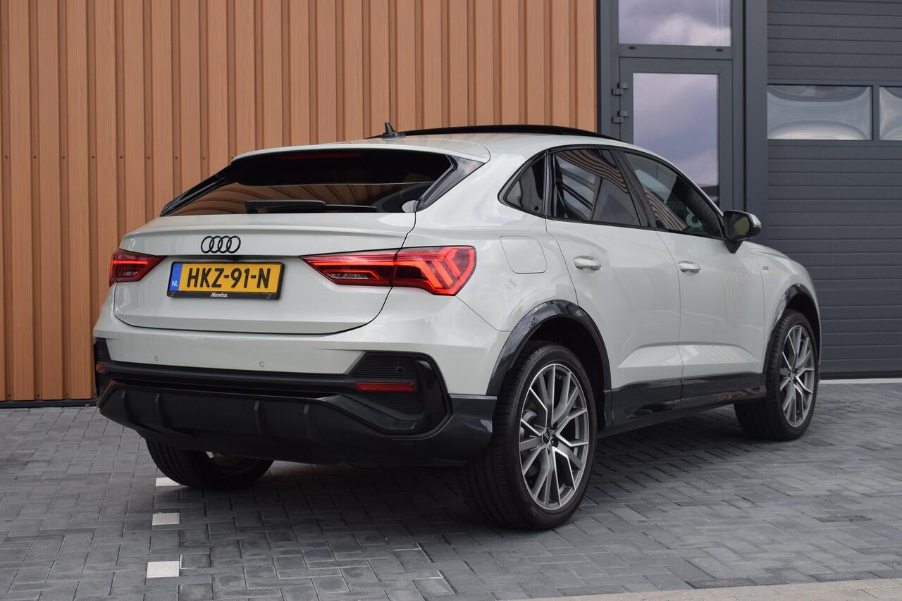 Audi Q3 Sportback 45 TFSIe S-line | Pano | Camera | 20"