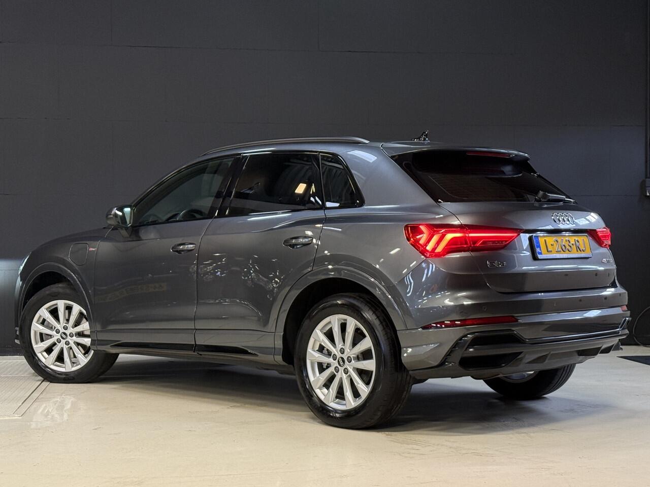 Audi Q3 45 TFSI e S edition | 1e Eigenaar | NAP | 2x S-line | Sfeerverlichting | Apple Carplay | Sportstoelen