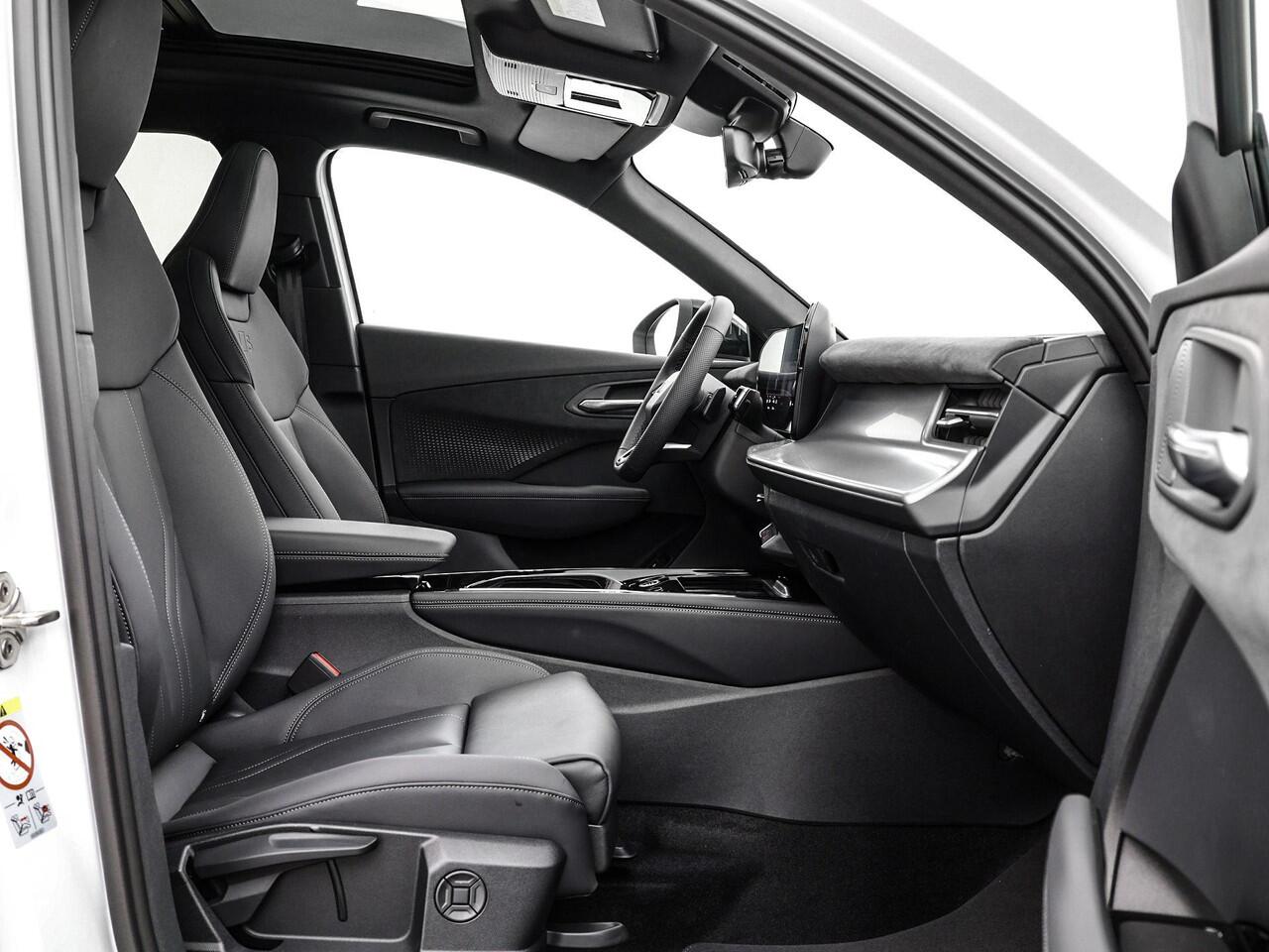 Audi Q3 1.5 e-hybrid S edition 272 PK · Panorama-glasdak · Techniekpakket plus · Optiekpakket zwart-glanzend