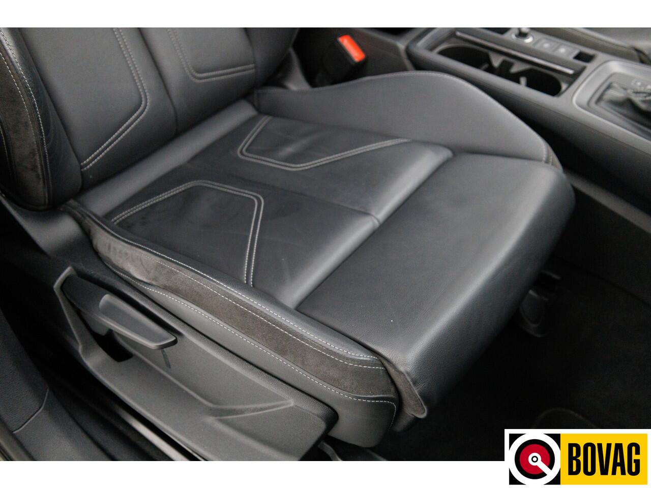 Audi Q3 Sportback 45 TFSI e S Edition 245 PK automaat | 2x Sline | Panoramadak | Trekhaak elec. | Sonos audio | Navigatie, Cruise, PDC V+ A, App. connect.