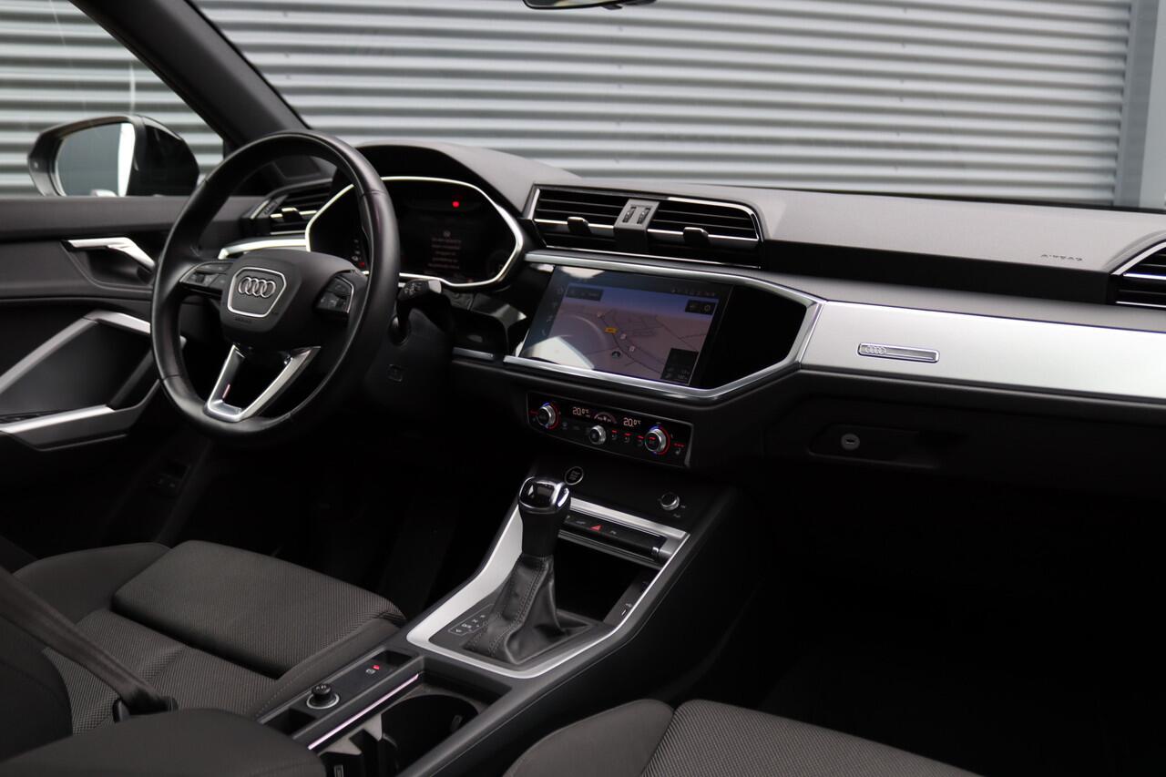 Audi Q3 Sportback 45 TFSI e 245PK S-Line Pano/LED/Keyless/Camera/Optiek+/Elek. klep/dodehoek/ACC/19"