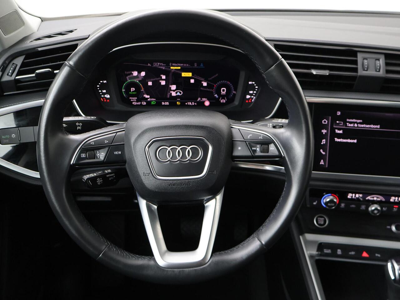 Audi Q3 Sportback 45 TFSI e S Edition | 245 PK | SoH 83% | Trekhaak | Navigatiesysteem | Adaptive cruise control | S line |