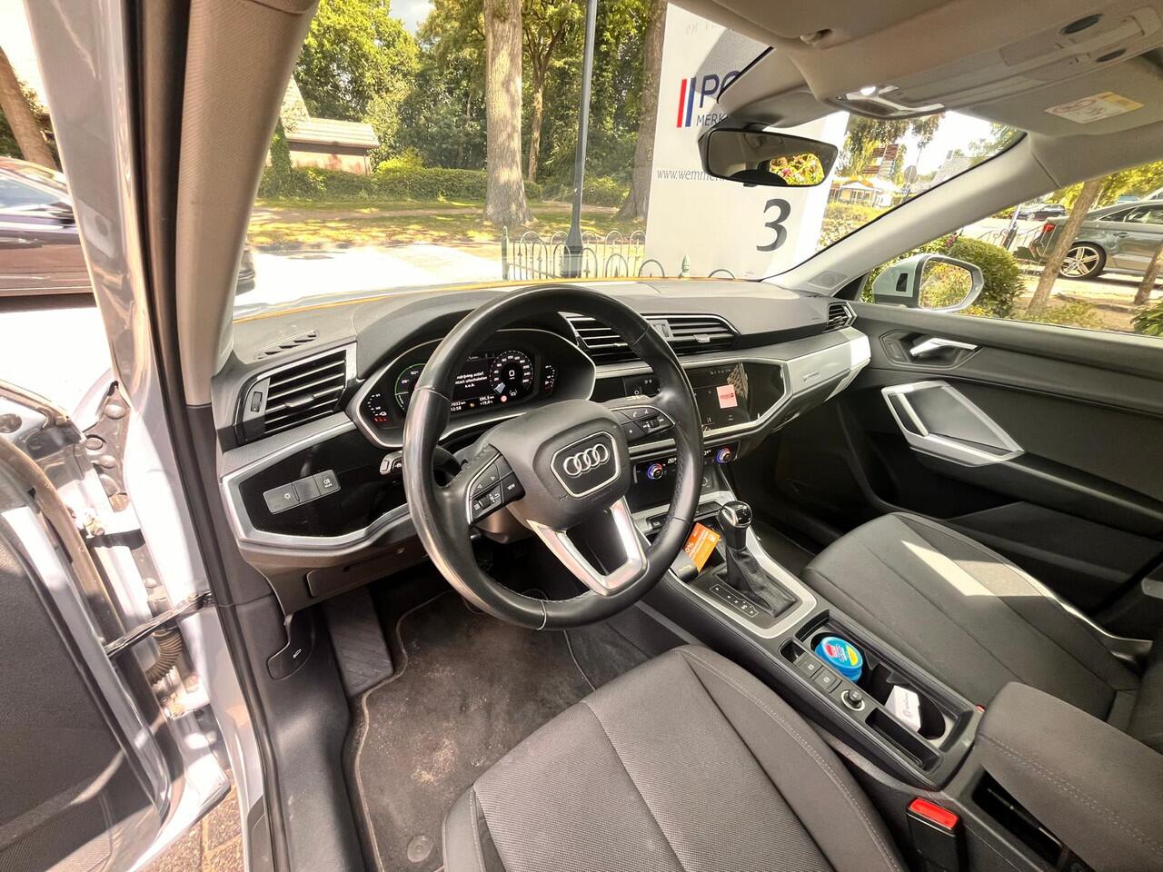 Audi Q3 45 TFSI e Business edition