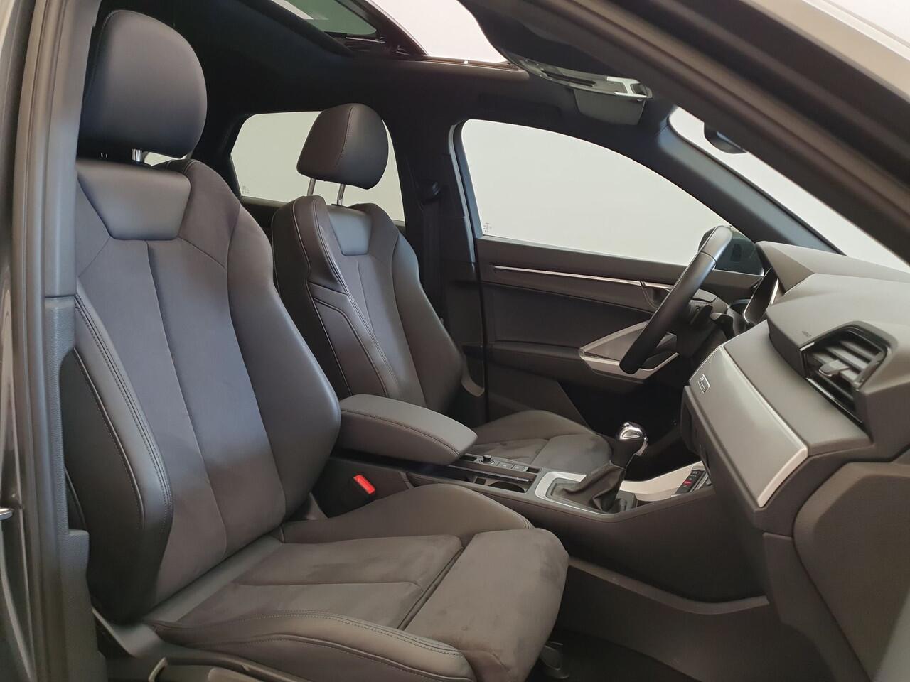 Audi Q3 Sportback 45 TFSI e S-Line S-Tronic Panoramadak, trekhaak