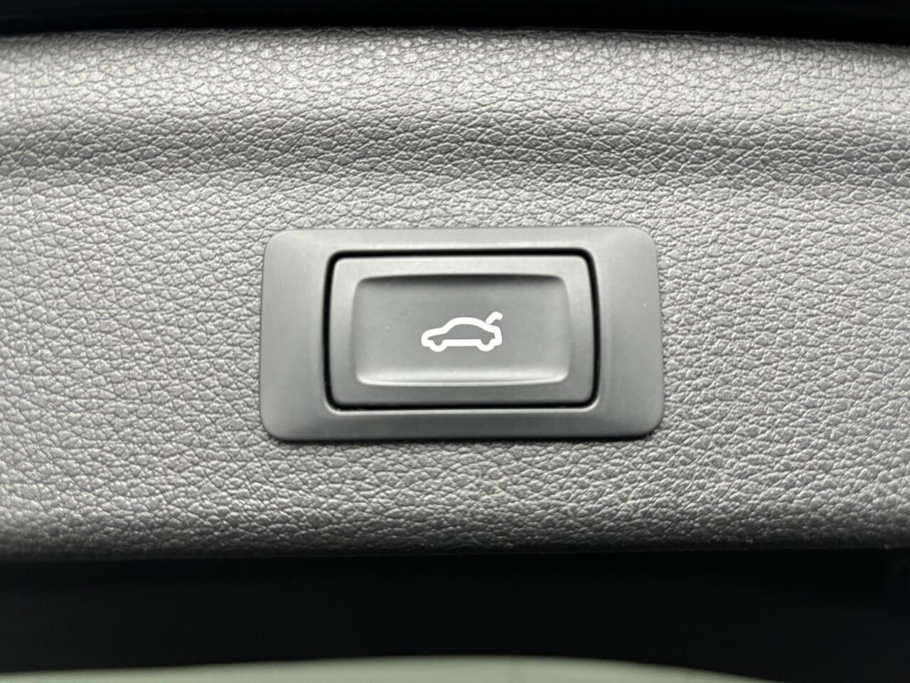 Audi Q3 45 TFSI e S edition Plug-in Hybrid