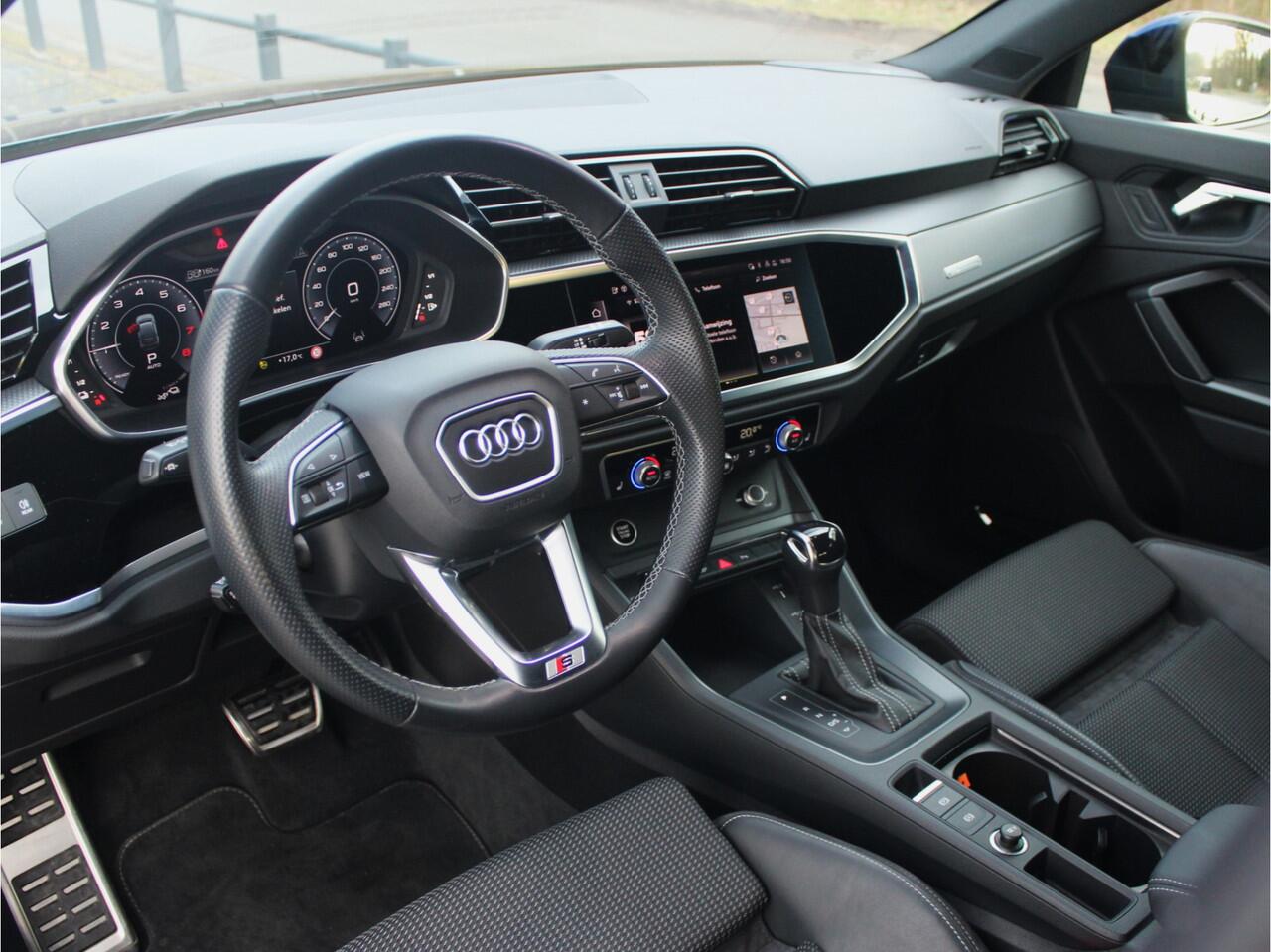 Audi Q3 Sportback 45 TFSI-e S-Edition 20 Inch 360 Cam ACC