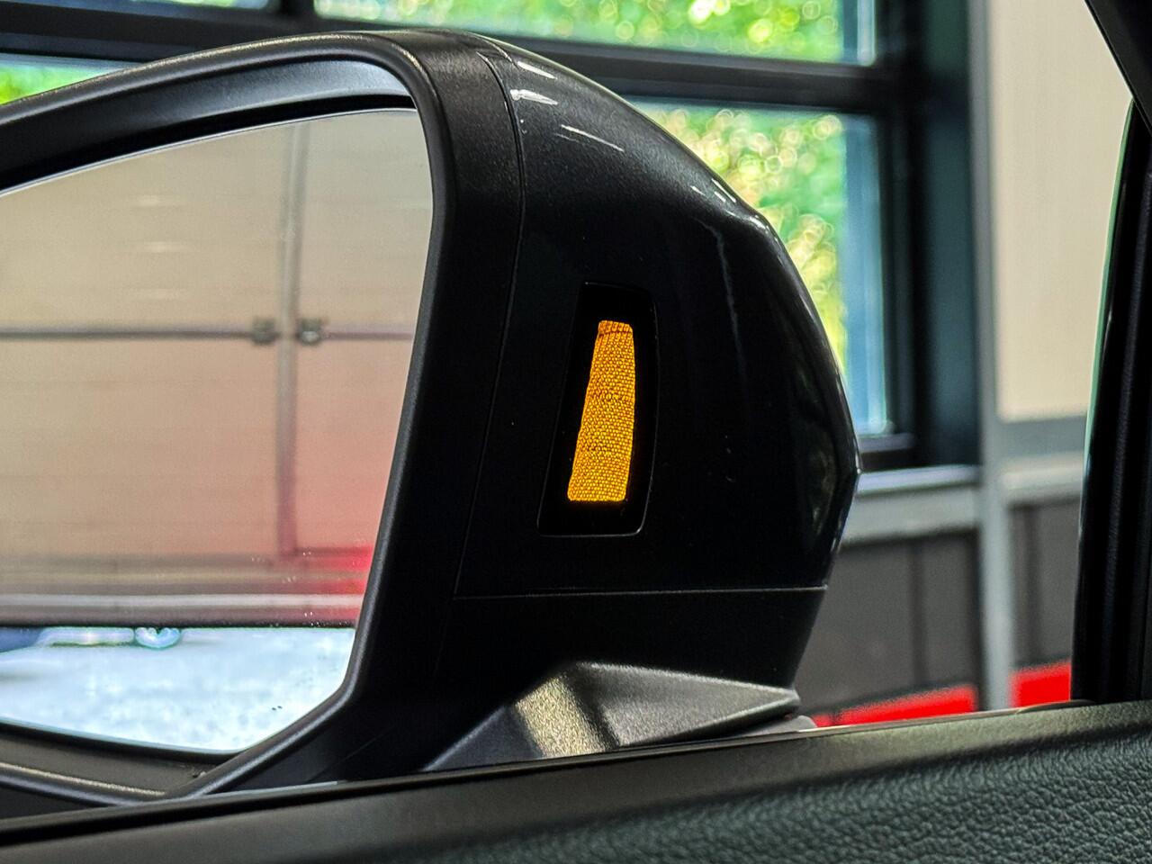 Audi Q3 35 TFSI 3xS-Line |Keyless|Sfeer|Camera|Panorama|2023