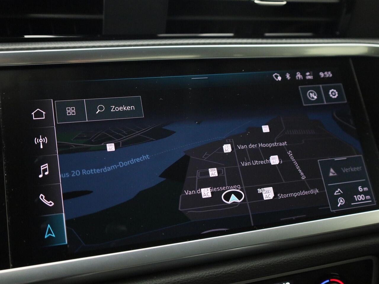 Audi Q3 Sportback 45 TFSIe 180kW/245PK S Line · Panoramadak ·Camera · Apple/Android Car Play · Stoelverwarming · Navigatie ·