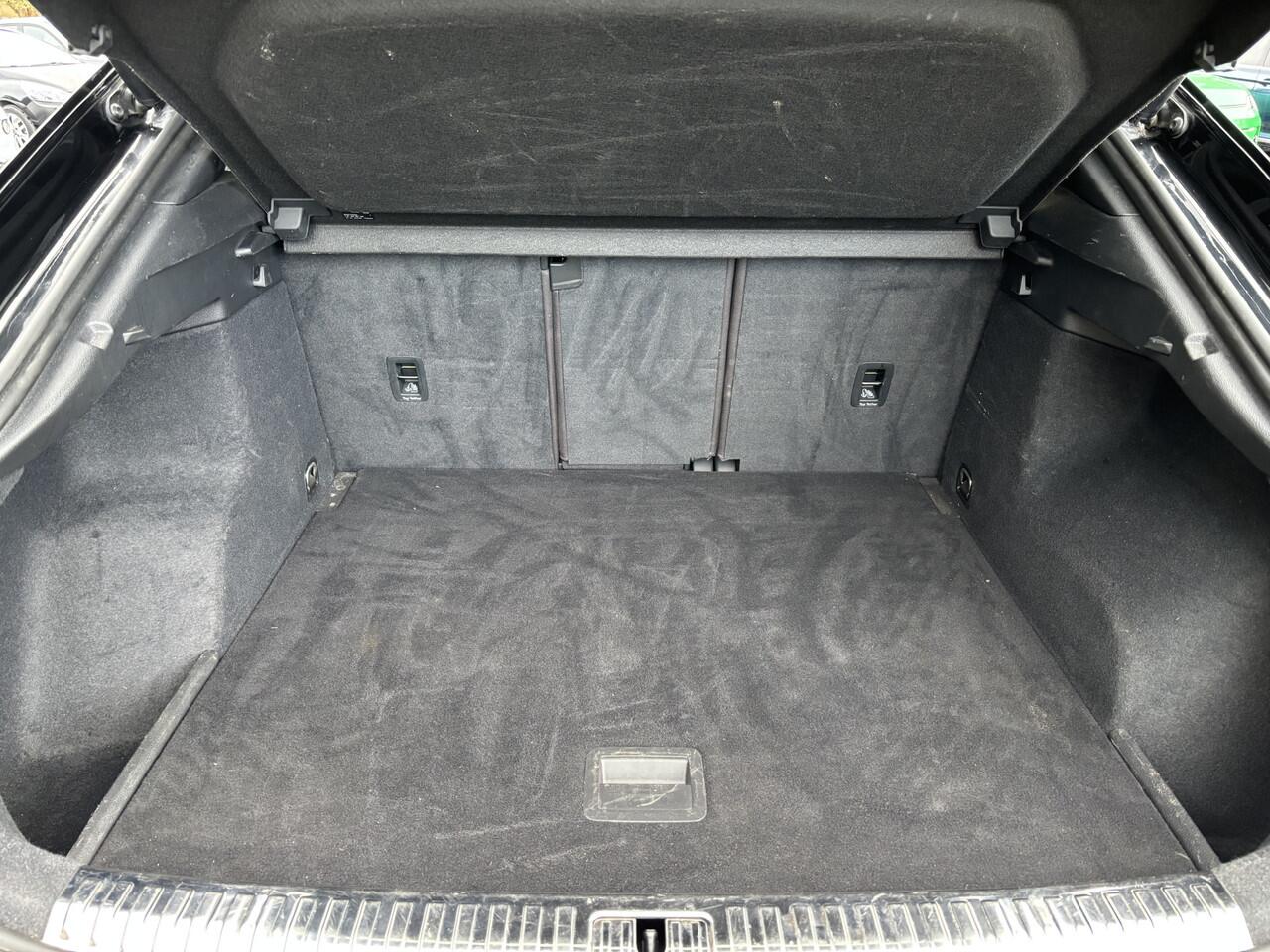 Audi Q3 Sportback 35 TFSI Automaat S-Line Full LED / Navigatie / Camera