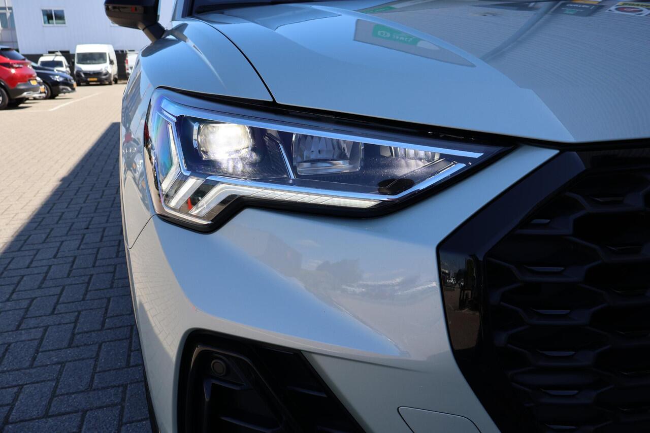 Audi Q3 Sportback 35 TFSI S Edition 2e Eigenaar | Dealer Onderh | NL-Auto | BTW | Pano | S-Line | Sfeer | B&O | Donkere Hemel | Vitrual Cockpit | Stoelverwarming | ELek Klep | Navi | PDC | Full Led | Carplay | Climate