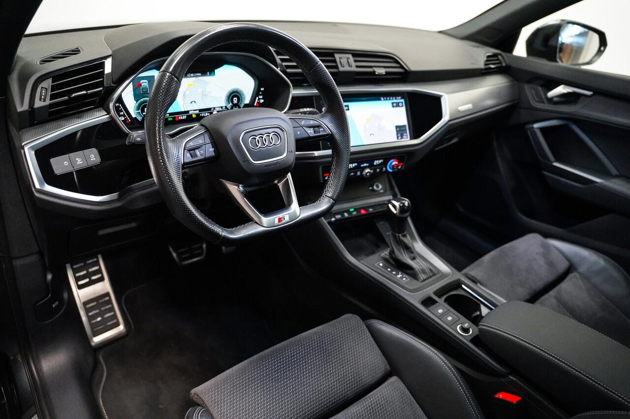 Audi Q3 Sportback 45 TFSI e S-Line|Pano dak|Trekhaak|Camera|Acc|20 inch