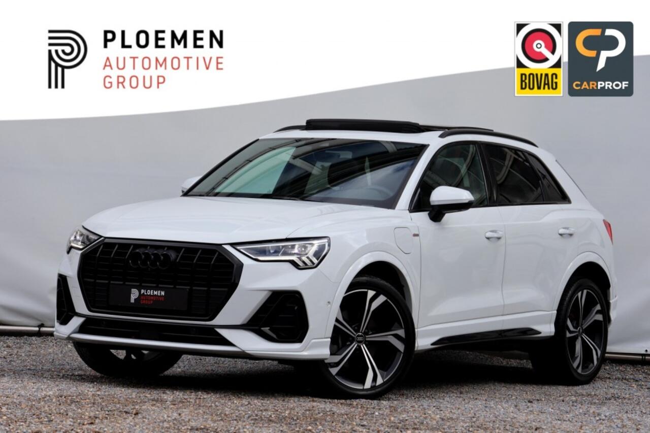 Audi Q3 45 TFSI e S-Line - 245 pk **Pano / Trekhaak / Sonos / Carbon