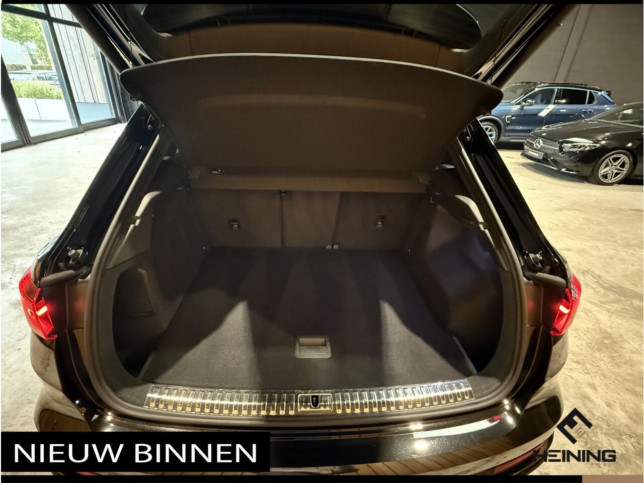 Audi Q3 45 TFSI e S edition Black edition. Trekhaak. Navi. Camera.