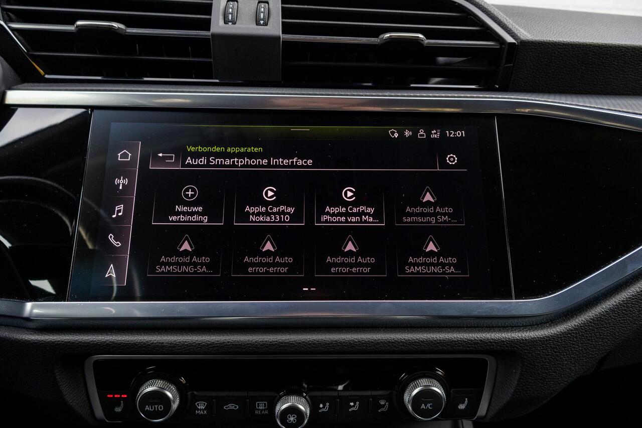 Audi Q3 Sportback 35 TFSI S-Line / APPLE CARPLAY