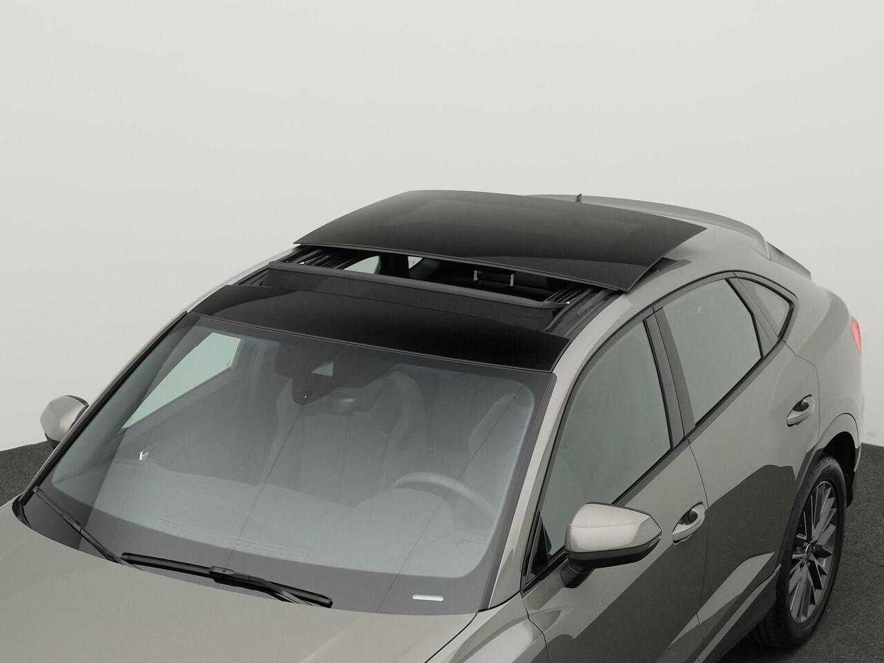 Audi Q3 Sportback 35 TFSI 150 pk S-tronic Advanced Edition | Panoramadak | Achteruitrijcamera | Navigatie