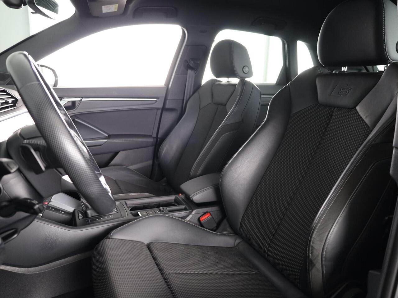 Audi Q3 35 TFSI S edition 150pk S-tronic | Navigatie | Keyless entry | Apple Carplay -/ Android auto | Parkeersensoren voor en achter