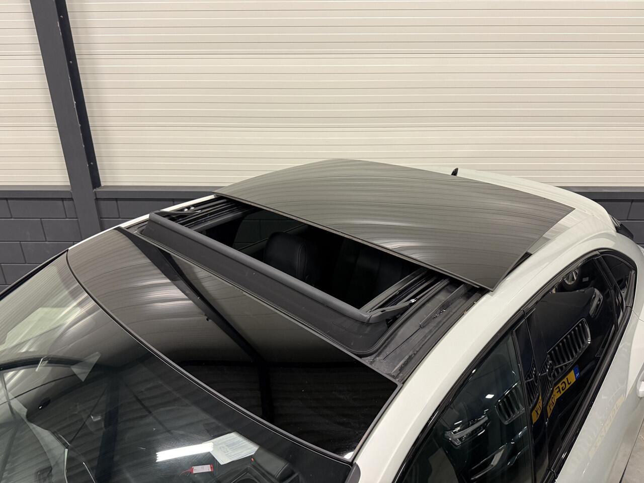 Audi Q3 Sportback 45 TFSI e S-Line PANO/B&O/TREKHAAK/VOL-LEER/MATRIX/MEMORY/SFEER/ACC/KEYLESS/ALCANTARA-INTERIEURDELEN/PRIVACY/BLACK-OPTIC/TAUSILBER/VOLLEDIG AUDI DEALER HISTORIE