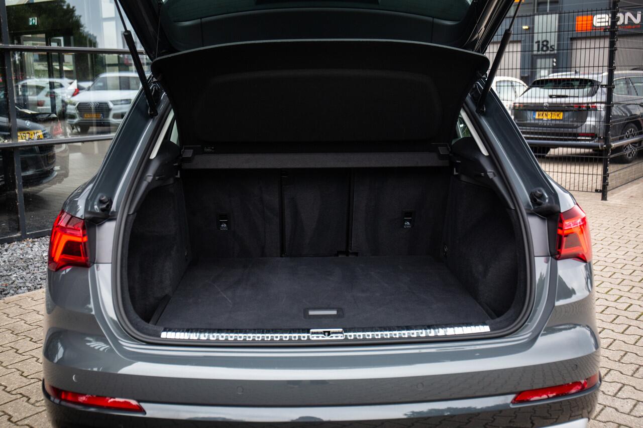 Audi Q3 35 TFSI Business Edition ,Stoelverwarming, Virtual Cockpit, Adaptive cruise, Regensensor