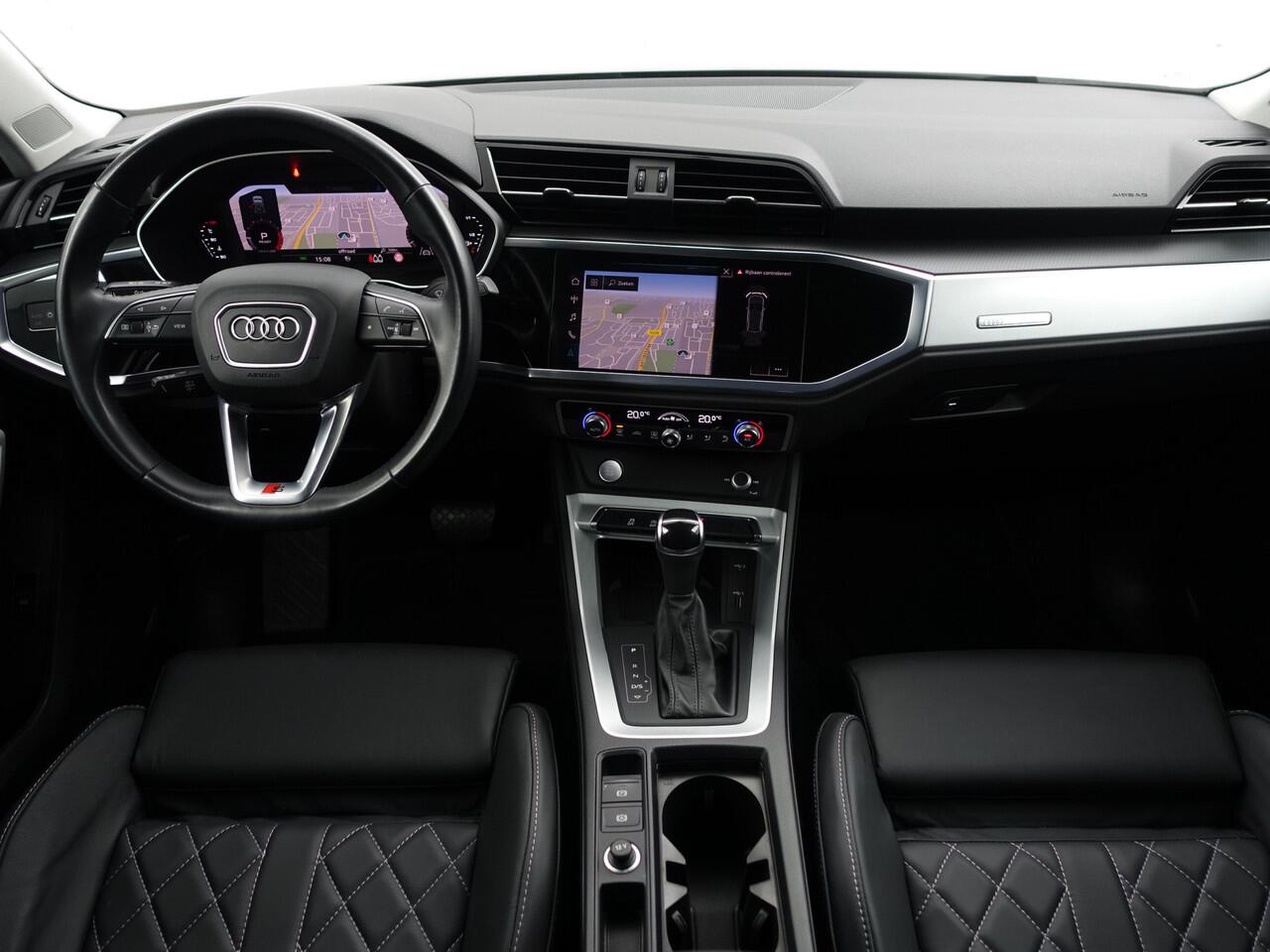 Audi Q3 35 TFSI S Edition Aut- Performance Leder, CarPlay, Android Auto, Xenon Led, Privacy Glass
