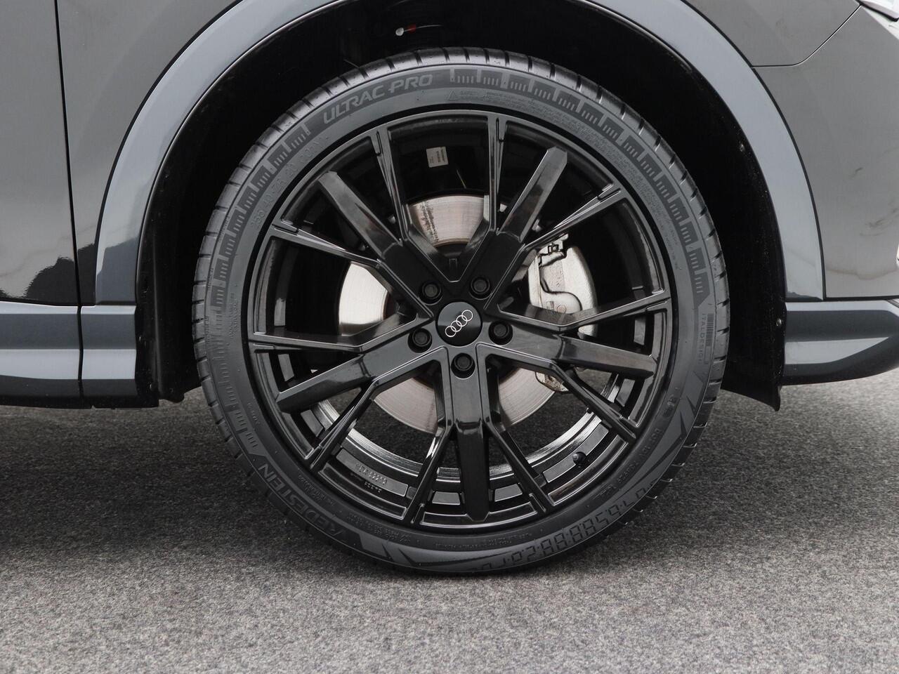 Audi Q3 40 TFSi 190 Pk Automaat quattro | Trekhaak | LED | Cruise Control | Sensoren | Elektrische Achterklep | Stoel Verwarming | 20 Inch | 60.555 Km