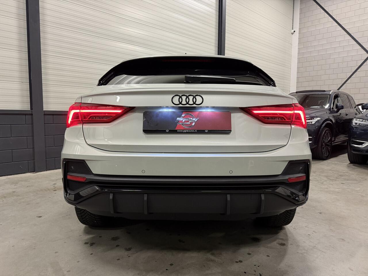 Audi Q3 Sportback 45 TFSI e S-Line PANO/B&O/TREKHAAK/VOL-LEER/MATRIX/MEMORY/SFEER/ACC/KEYLESS/ALCANTARA-INTERIEURDELEN/PRIVACY/BLACK-OPTIC/TAUSILBER/VOLLEDIG AUDI DEALER HISTORIE