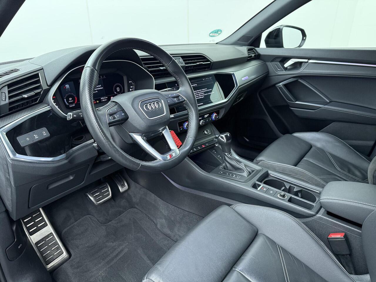 Audi Q3 Sportback 35 TFSI S Edition | 150 PK | Automaat | Stoelverwarming | Cruisecontrol | Achteruitrijcamera | S line |