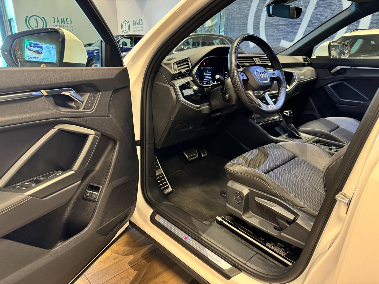 Audi Q3 Sportback 45 TFSI e S Edition PHEV|Apple carplay|Navi|Cruise|19' Velgen|