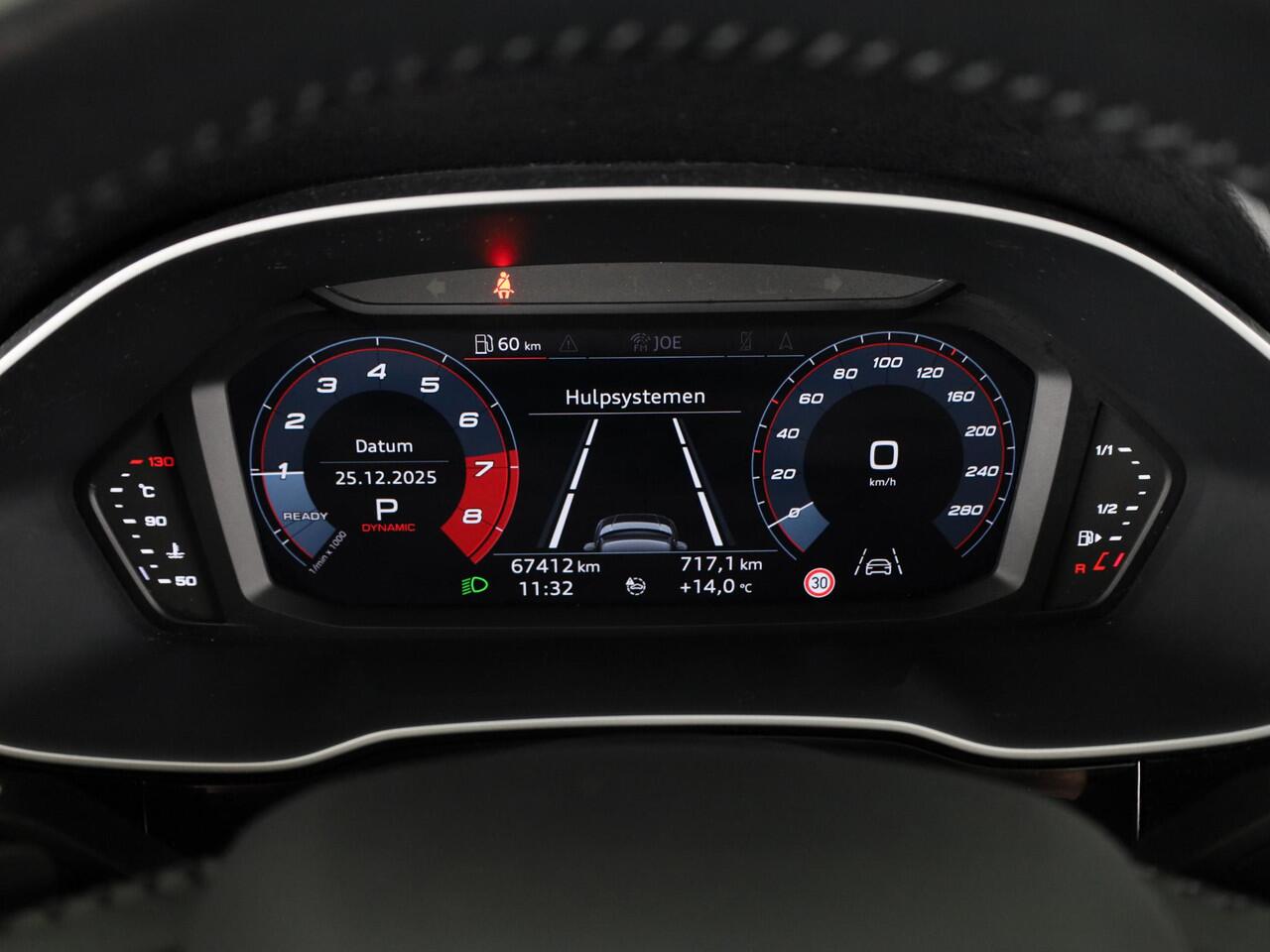 Audi Q3 Sportback 35 TFSI Pro Line S 150pk | Panoramadak | Adaptieve cruise controle | Verwarmbare voorstoelen | Parkeercamera