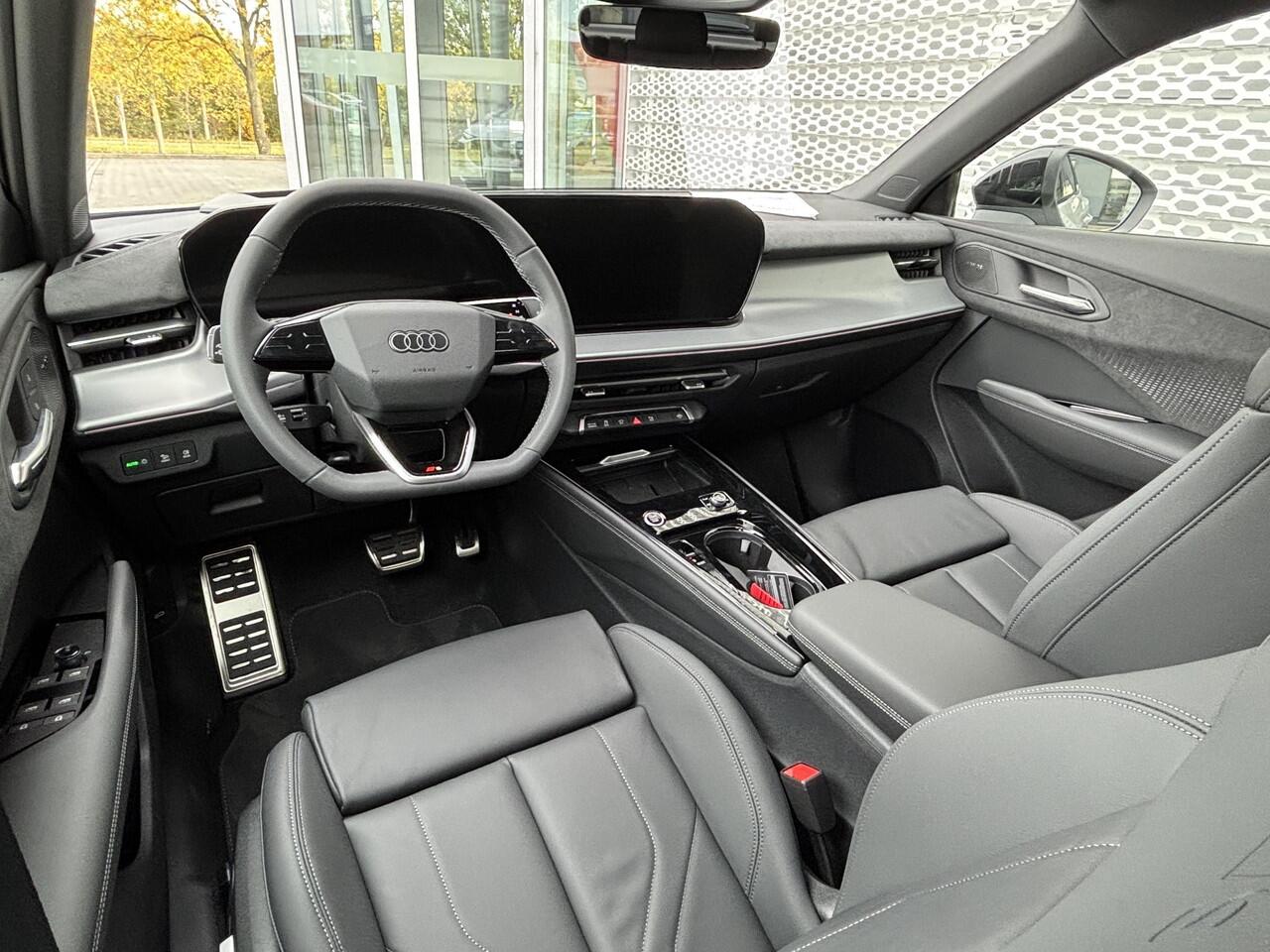 Audi Q3 Sportback S edition e-hybrid 272 PK Sportback | Audi Sport velgen 20" | Sonos Premium Sound System | Head-up display | Stoelverwarming