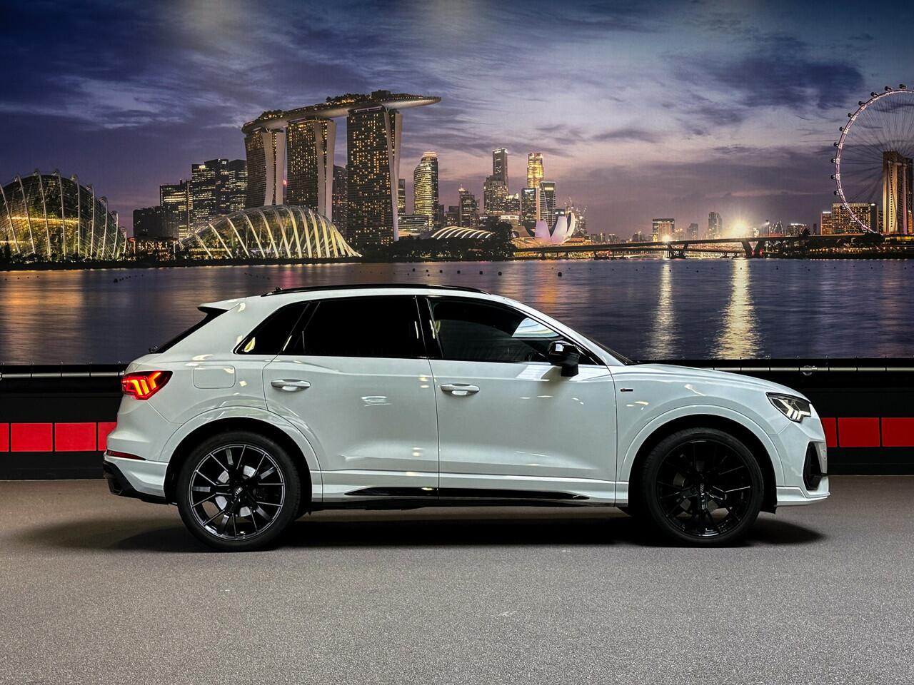 Audi Q3 35 TFSI 3xS-Line Trekhaak|Keyless|Sfeer|Camera