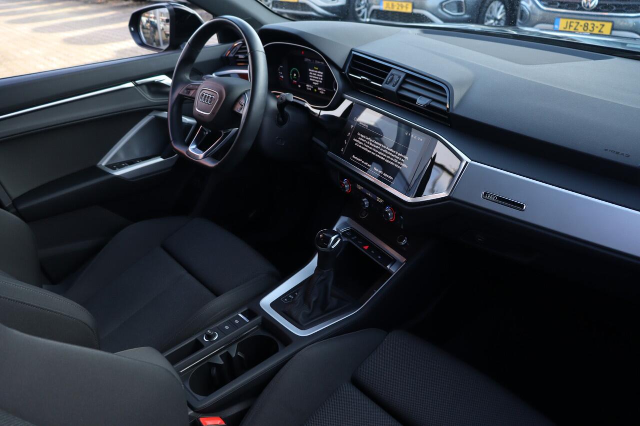 Audi Q3 45 TFSI e Edition | ACC | Camera | 20 Inch |