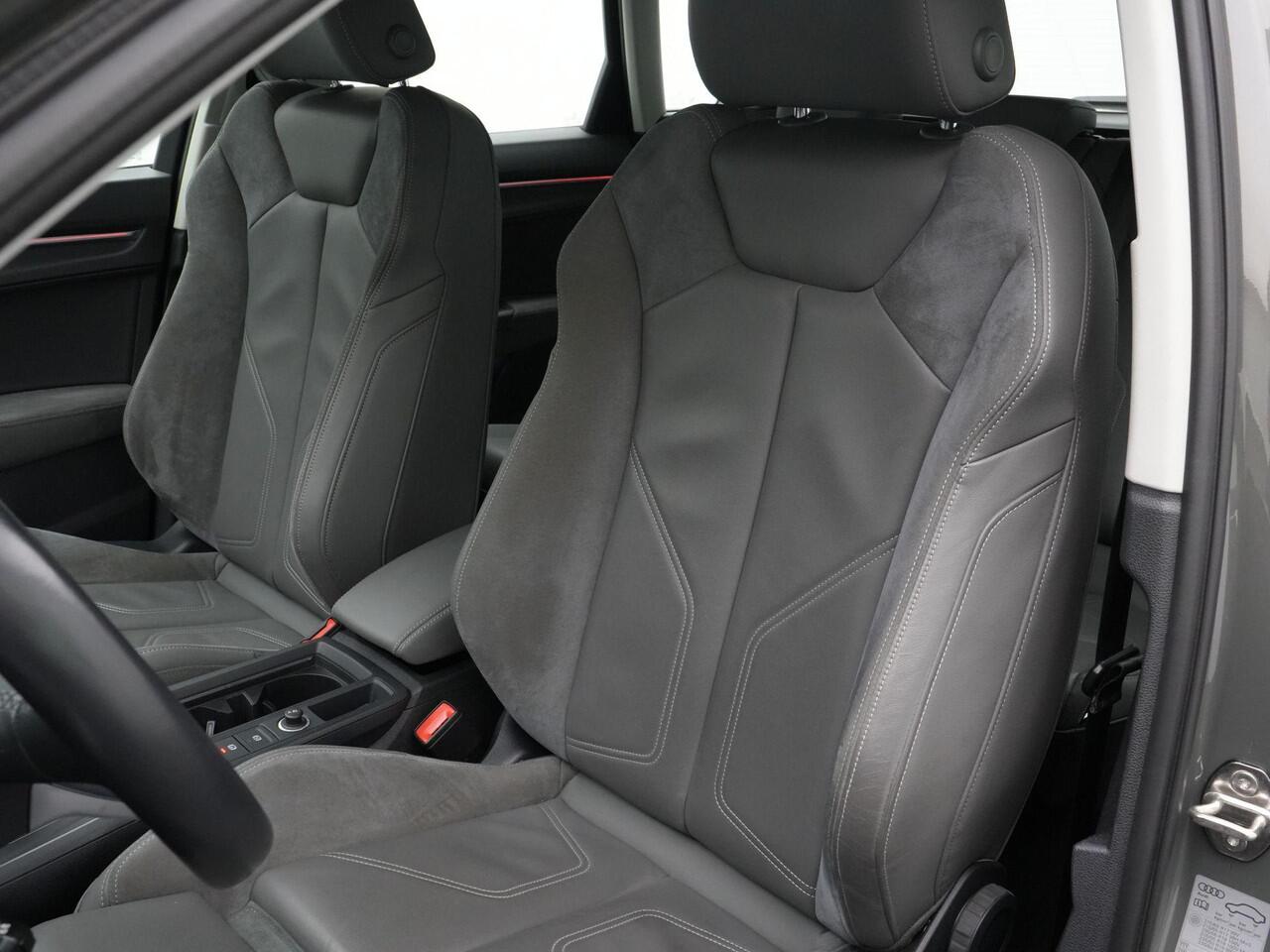 Audi Q3 45 TFSI e 245 pk S-tronic S-Line | Trekhaak | Demperregeling | Rondomzicht camera | Navigatie | Adaptieve cruise control