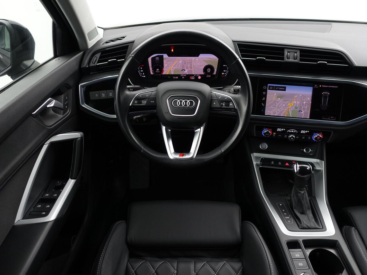 Audi Q3 35 TFSI S Edition Aut- Performance Leder, CarPlay, Android Auto, Xenon Led, Privacy Glass