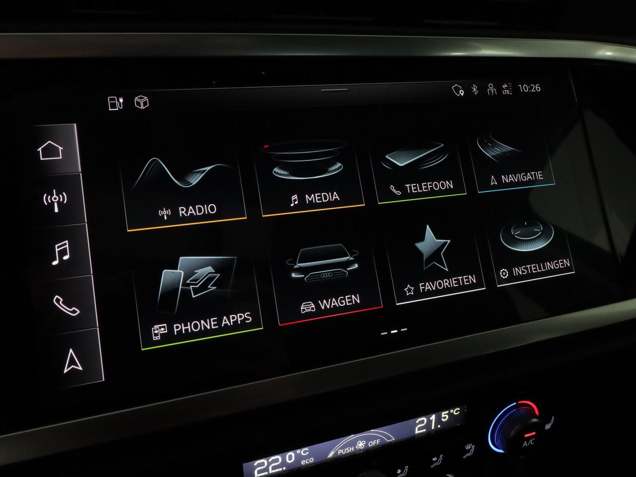 Audi Q3 45 TFSI e Business Edition 245 pk S-tronic| Navigatie | Parkeersensoren | Achteruitrijcamera | Stoelverwarming | Apple Carplay/Android Auto |