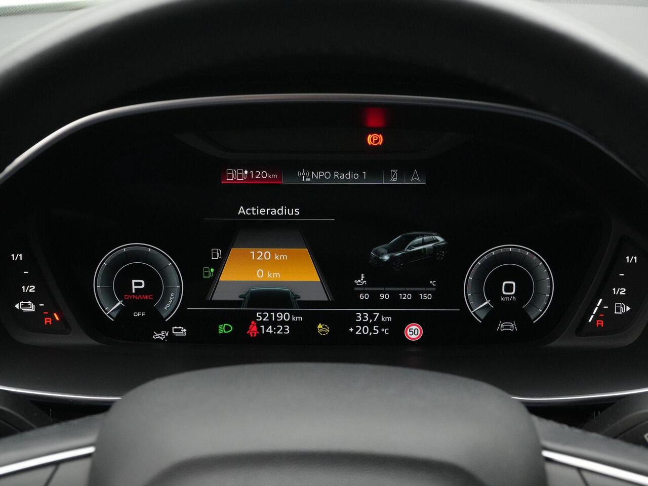 Audi Q3 45 TFSI e 245 pk S-tronic Advanced edition | Sportstoelen | Stoelverwarming | Parkeersensoren voor/achter | Adaptive Cruise | Standkachel | 18 inch