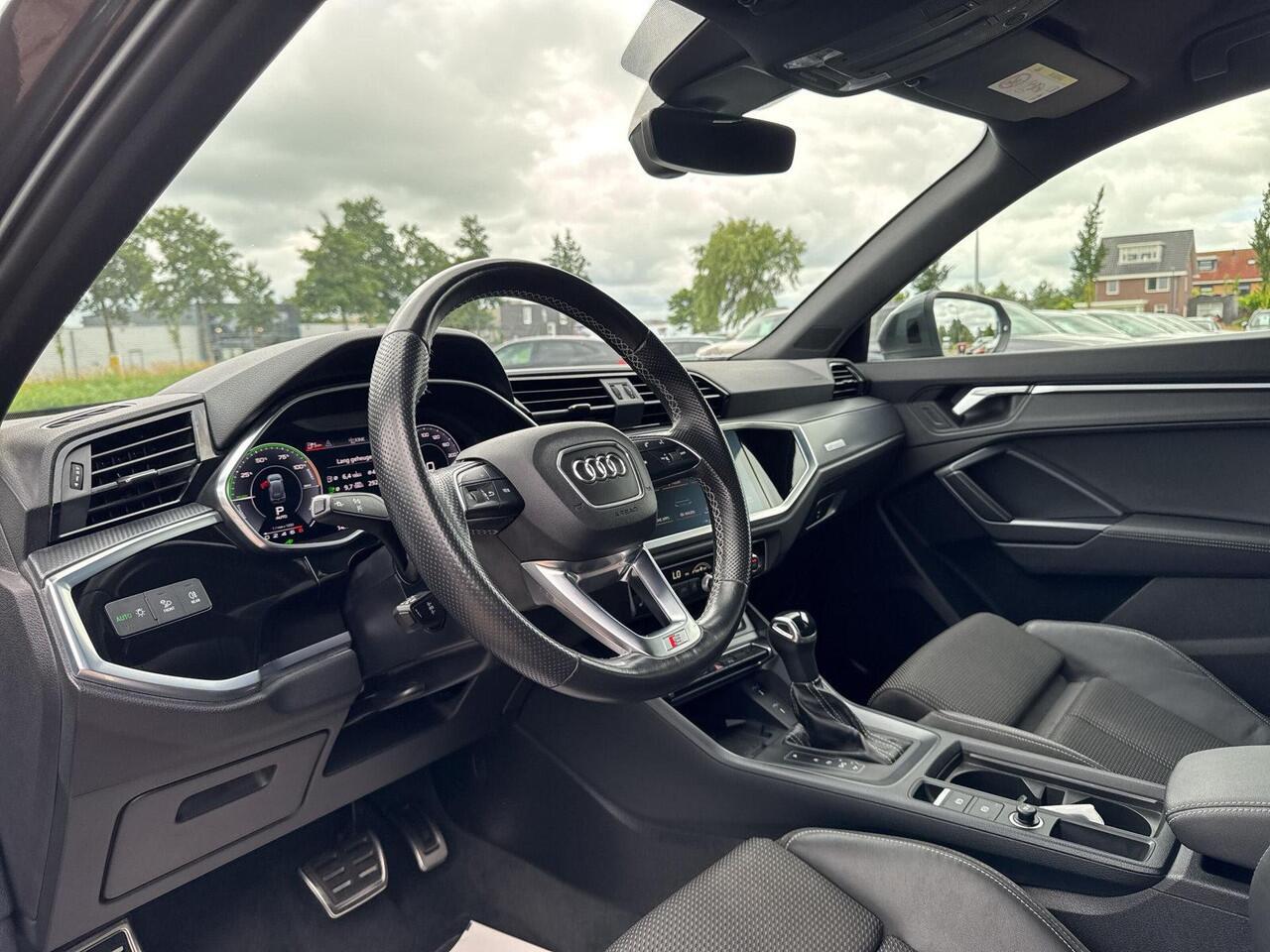 Audi Q3 45 TFSI e S Line | 245Pk | PHEV | Keyless | LED | Cruise | A-Camera |