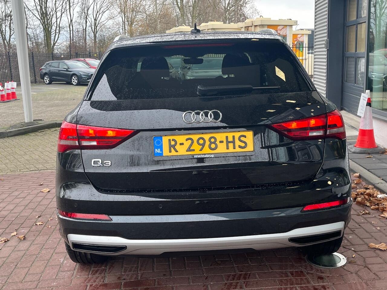 Audi Q3 35 TFSI Advanced / Verwarmbare voorstoelen / Virtual cockpit / 18'' LMV / Audi smartphone interface