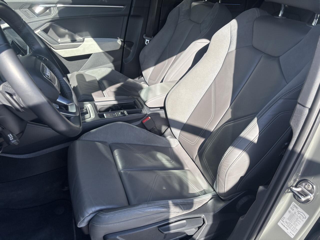 Audi Q3 35 TFSI S-line Black Leder Sfeer CarPlay