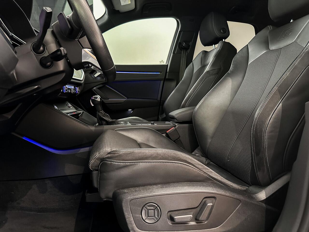 Audi Q3 35 TFSI 3xS-Line Trekhaak|Keyless|Sfeer|Camera