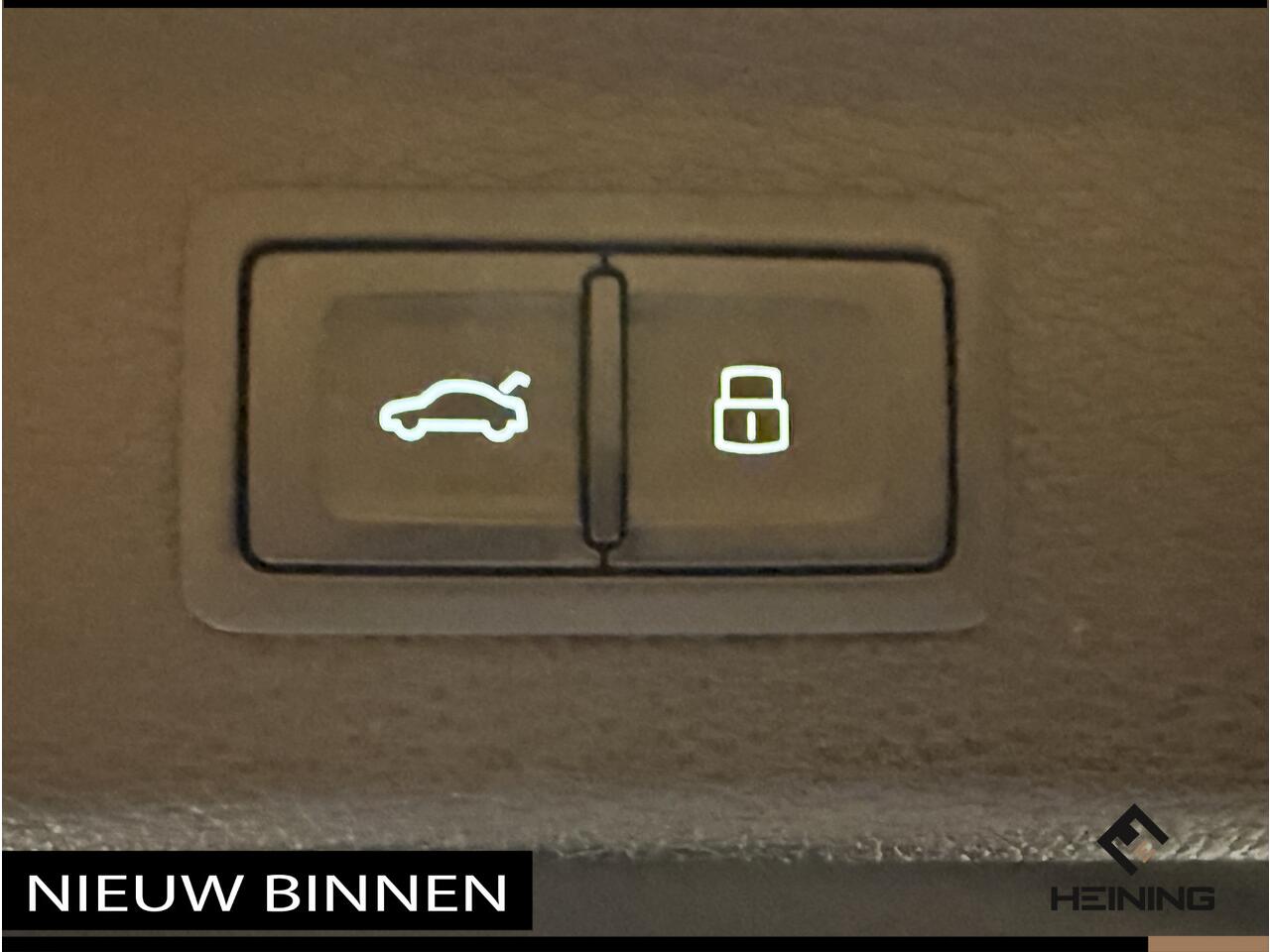 Audi Q3 45 TFSI e S edition Black edition. Trekhaak. Navi. Camera.