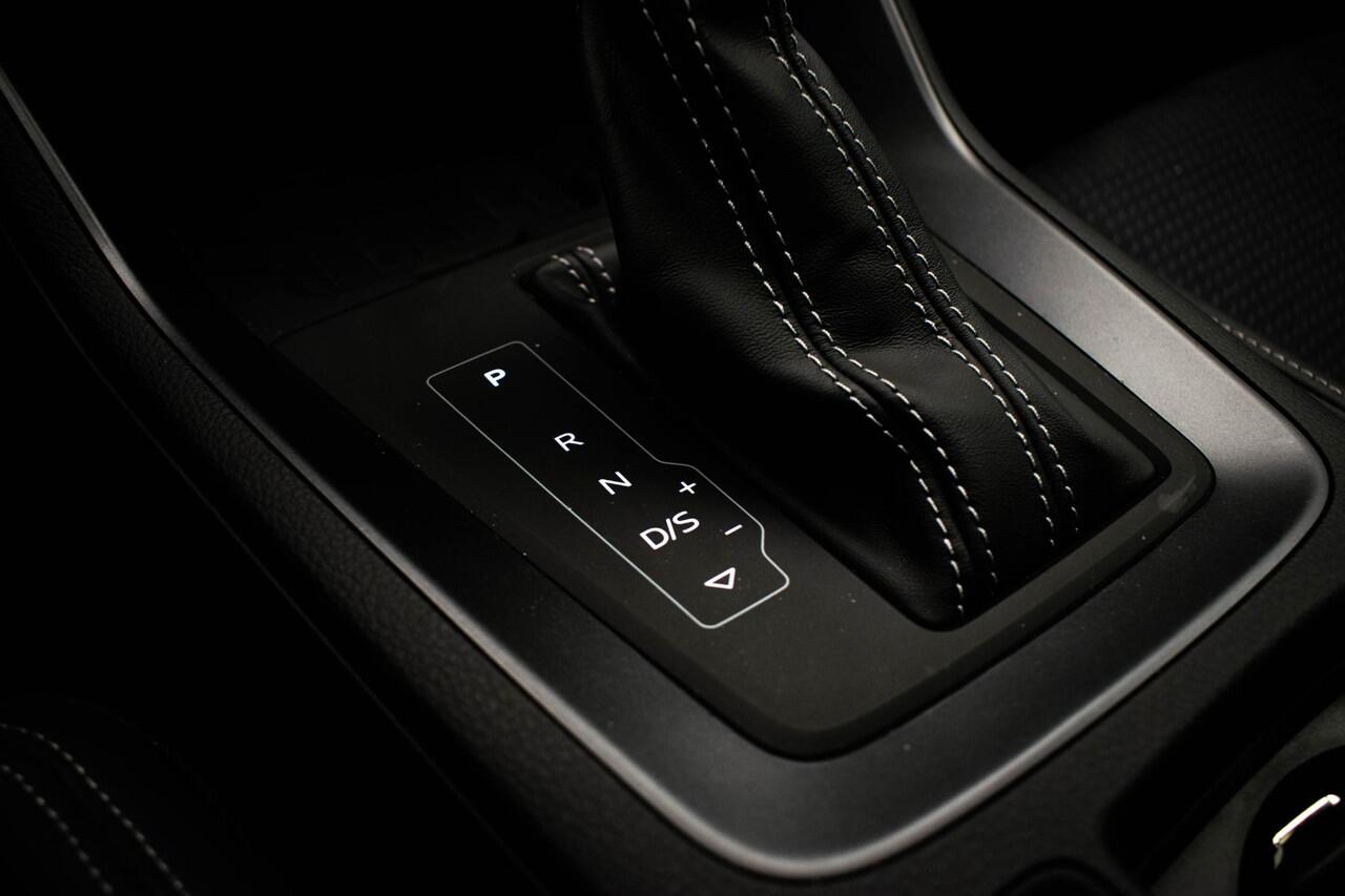 Audi Q3 Sportback 35 TFSI S Edition |Pano|3xS-Line|Sonos|Elek.Stoelen|Elek.Trekhaak|