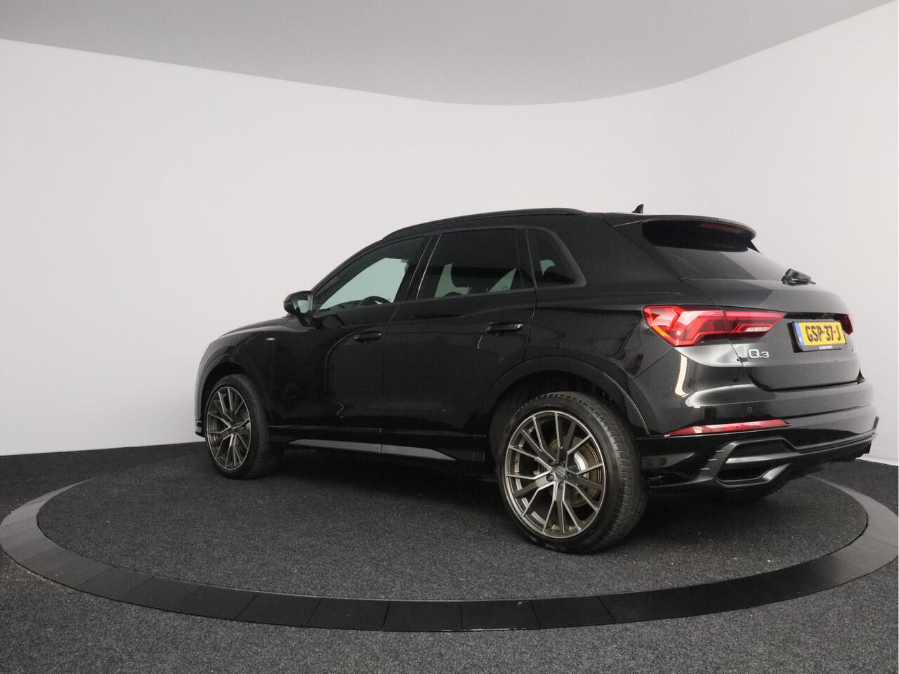 Audi Q3 45 TFSI e S edition Plug-in Hybrid