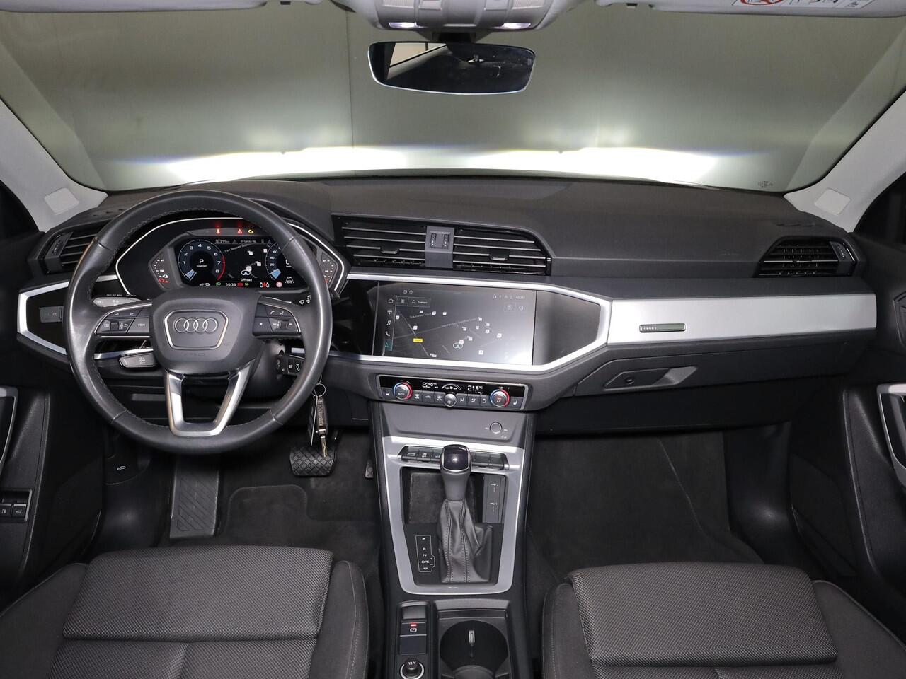 Audi Q3 45 TFSI e Business Edition 245 pk S-tronic| Navigatie | Parkeersensoren | Achteruitrijcamera | Stoelverwarming | Apple Carplay/Android Auto |