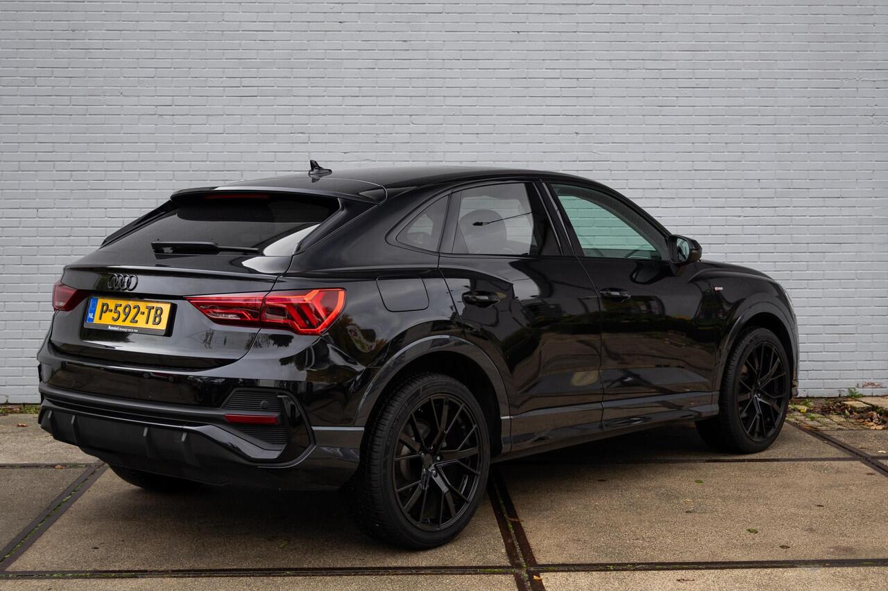 Audi Q3 Sportback 35 TFSI S-Line / APPLE CARPLAY